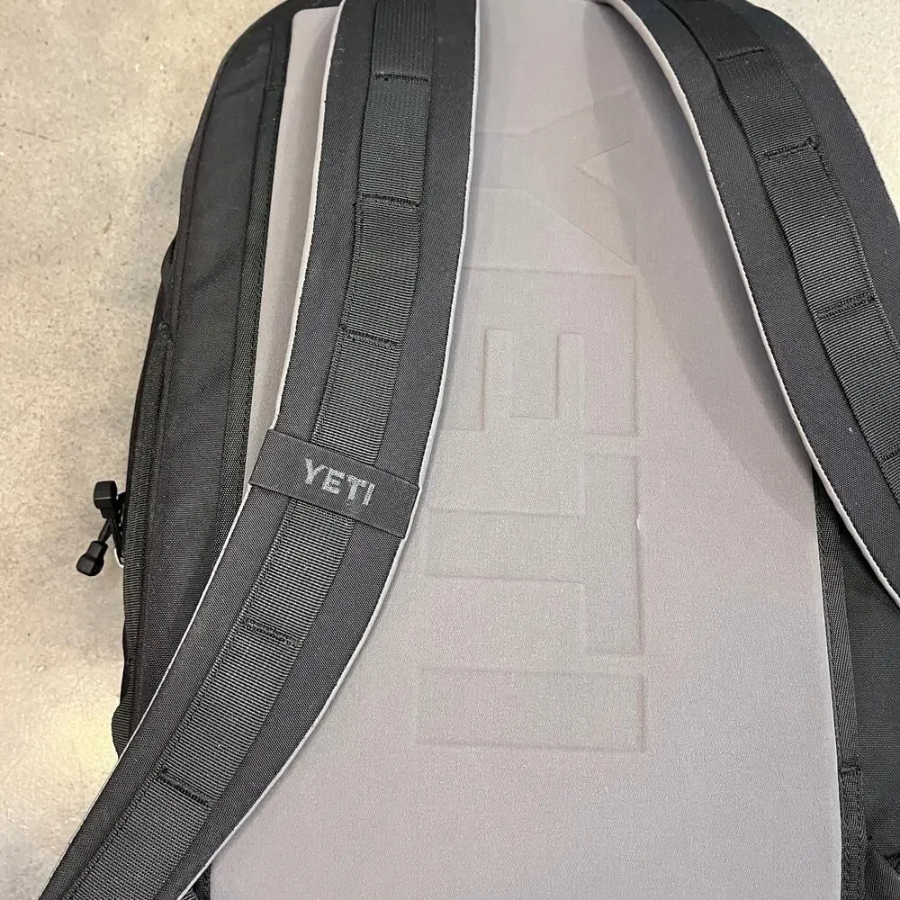 YETI Crossroads 27L black Backpack Travel School Mens Carry on Bag
